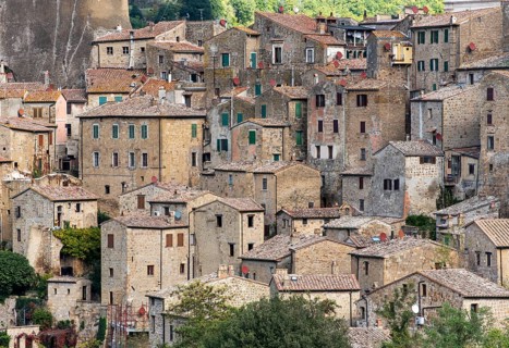 Medieval houses, Sorano, Tuscany, Italy, Europe