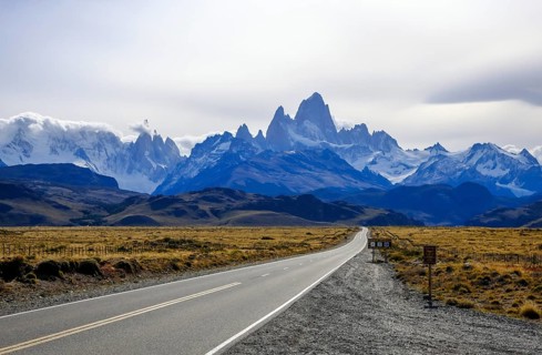El Chaltén, Patagonia, Argentina, A country road with little traffic heading towards El Chaltén and