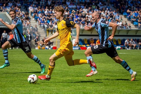 Football 3rd division, season 2024/25, matchday 37: Waldhof Mannheim vs Dynamo Dresden***On the
