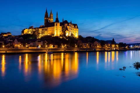 Bishop's castle, Albrechtsburg and cathedral with Elbe at blue hour, Meissen, Saxony, Germany,