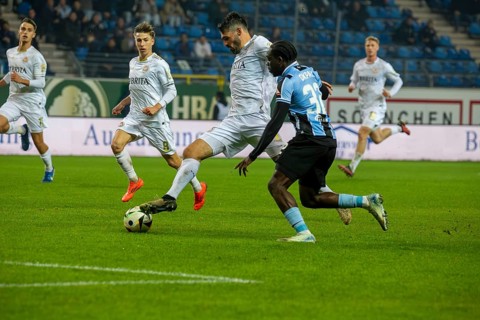 Football 3rd division, 2024/25 season, matchday 12: Waldhof Mannheim vs SV Wehen-Wiesbaden