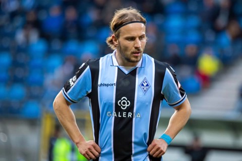 Football 3rd division, season 2024/25, matchday 32: Waldhof Mannheim vs SpVgg Unterhaching***Felix
