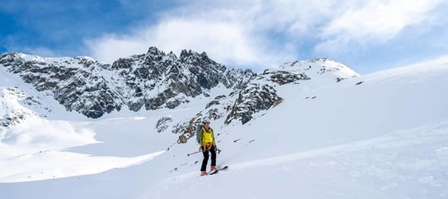 Skiers on the descent to the Grialetschhütte on the Bündner Haute Route, Bündner Haute Route,