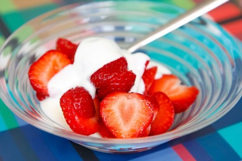 Quark with fresh strawberries, dessert, dessert bowl, healthy, fruit, dairy product, vegetarian,