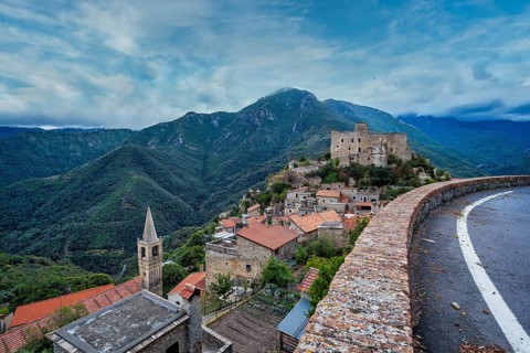 Castelvecchio di Rocca Barbena, Liguria, Italy, Europe