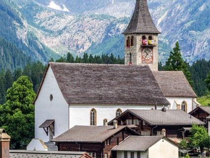 Ernen with the parish church Saint Georg, Gom, Canton of Valais, Switzerland, Europe