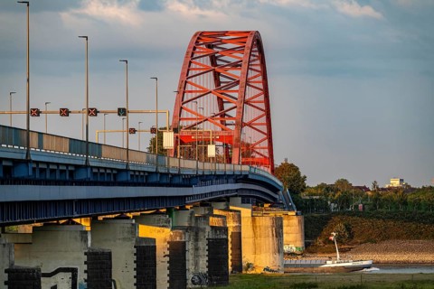 The Bridge of Solidarity, the longest tied-arch bridge in Germany, over the Rhine from