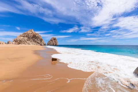 Mexico, Los Cabos travel destination Playa Divorcio and Playa Amantes near Arch of Cabo San Lucas,