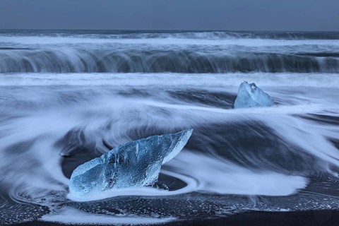 Ice floes, beach, sea, waves, clouds, Diamond Beach, Breidamerkursandur, Jökulsarlon, Iceland,