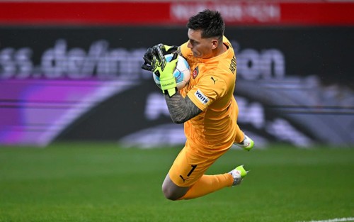 Goalkeeper Kevin Müller 1. FC Heidenheim 1846 FCH (01) Parade brilliant save Voith-Arena,