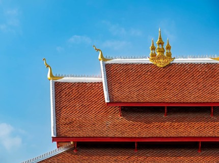 Roof of Wat May Suwannaphumaham Monastery, Luang Prabang, Laos, Asia
