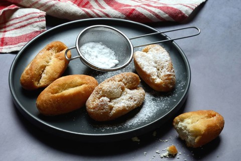 Schenkeli, sweet pastry for the carnival season, Switzerland, Europe