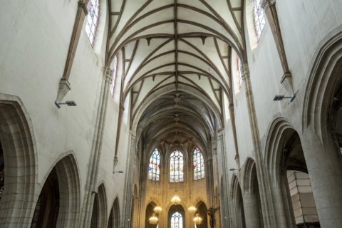 Nemours. Interior of Saint-Jean-Baptiste church. Seine-et Marne department. Ile-de-France. France.