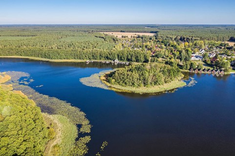 Aerial view of island in lake Granzower Möschen, Mecklenburg lake district, Mecklenburg-Vorpommern,