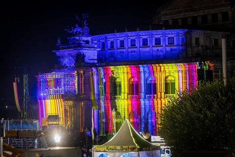 Only concert in Germany in 2024 in front of the Semperoper in Dresden. The legendary techno and