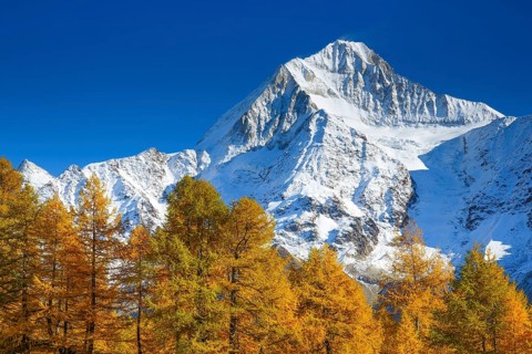 Bietschhorn, 3934m, Valais, Switzerland, Europe