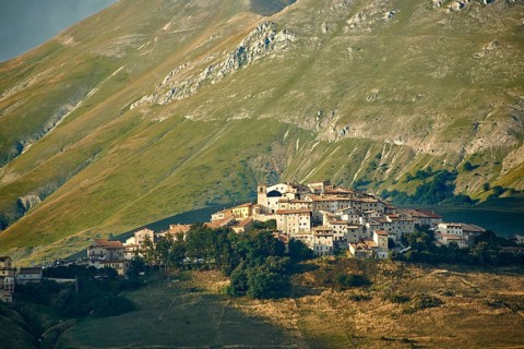 The hill town of Castelluccio di Norcia, Parco Nazionale dei Monti Sibillini, Apennine Mountains,