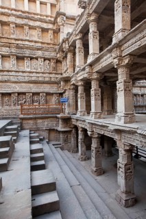 Sculptures, rani ki vav, patan, gujarat, india, asia