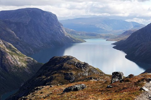Lake Gjende, Jotunheimen, Norway, Europe