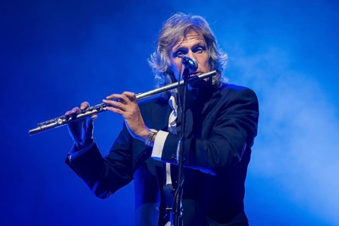 Wroclaw, Poland. 27th February, 2018. Concert of band Dire Straits Experience. Picture: Chris White