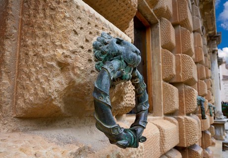 Alhambra lion holding ring in Carlos V of Granada Spain