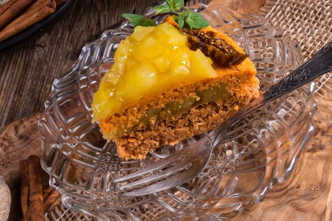 Gluten-free vegan carrot cake