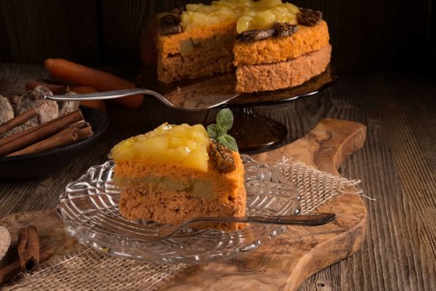 Gluten-free vegan carrot cake