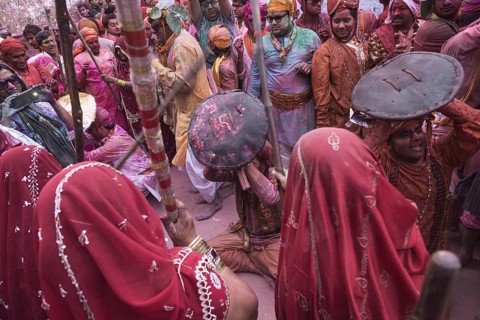 People celebrating holi festival, mathura, uttar pradesh, india, asia