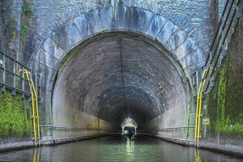 Weilburg ship tunnel, River Lahn, Limburg-Weilburg district, Hesse, Germany, Europe