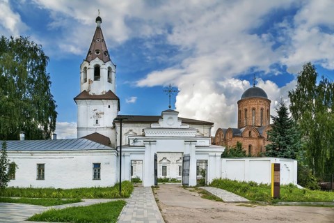 View of Church of St. Barbara the Great Martyr and Peter and Paul Church, Smolensk, Russia, Europe