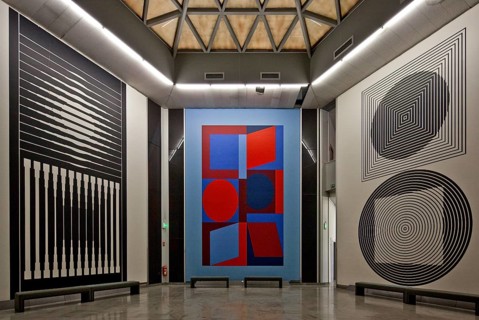 Aix en Provence, Vasarely MuseumBuilt 1973-76. op-art wall installations around 1975 v l n r Object