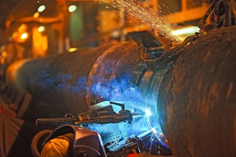 Butt welding underwater pipeline using automatic equipment. International waters of the Baltic Sea