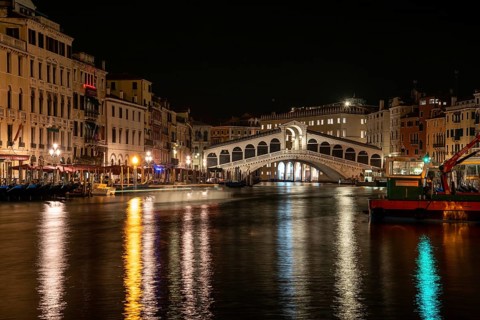Rialto Bridge from Canal Grande at Night, Venice, Italy, Europe