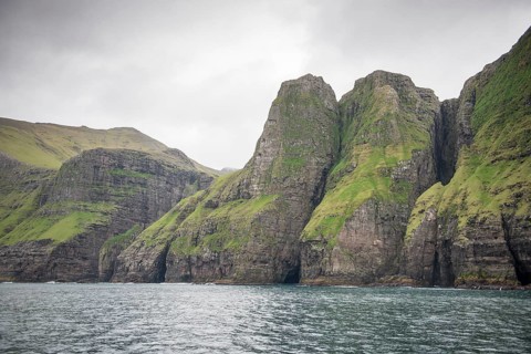 Landscape on the Faroe Islands with ocean and cliffs, Streymoy, Faroe Islands, Europe