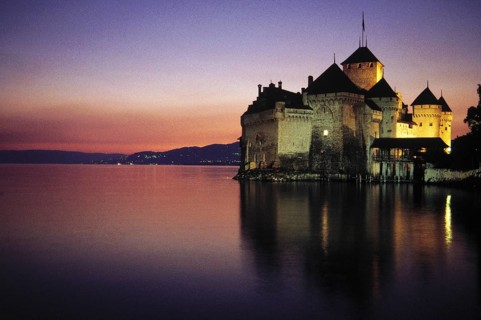 Switzerland: Châteaux Chillon on Lake Geneva at sunset