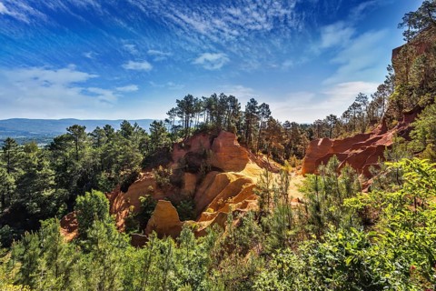 Picturesque pit of production of ochre - natural paint. Roussillon, Red village of Provence