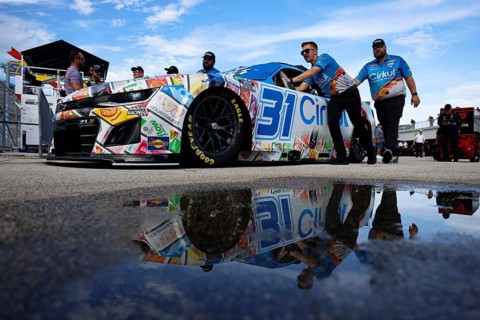 Daniel Hemric takes to the track to qualify for the Coke Zero Sugar 400 in Daytona, FL, USA,