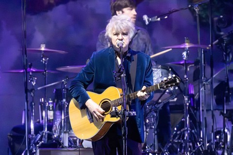 MELBOURNE, AUSTRALIA - DECEMBER 10: Neil Finn of Crowded House performs at Rod Laver Arena on