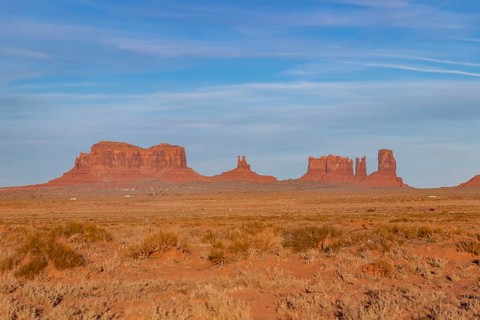 A picture of the Monument Valley landscape between Azirona and Utah