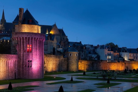 City wall and Jardin des remparts gardens, Vannes, Brittany, France, Europe