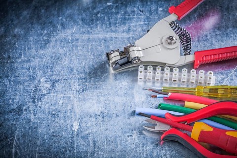 Wire strippers protection insulated screwdrivers block clamp nippers