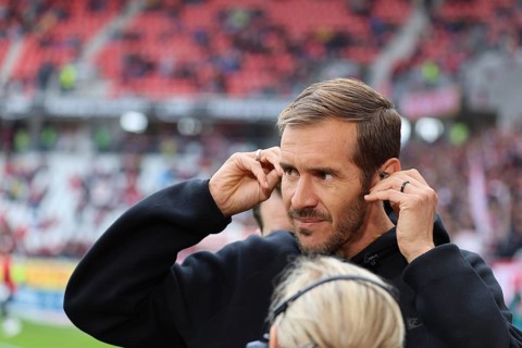 Head coach / coach Julian Schuster (SC Freiburg) at the match of the 1st FBL: 24-25: 1st FBL:
