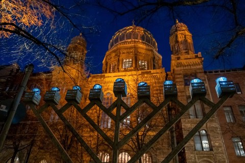 Germany, Berlin, 02.01.2025, Hanukkah candlestick New Synagogue, Oranienburger Straße, Europe