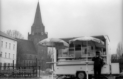 Germany, Eberswalde, 25.03.1992, Snack van in Eberswalde, Marienkirche, Europe
