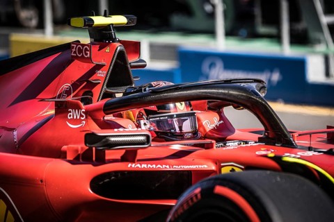 MELBOURNE, AUSTRALIA, APRIL 2: Carlos Sainz of Spain drives the Ferrari SF-23 on race day during