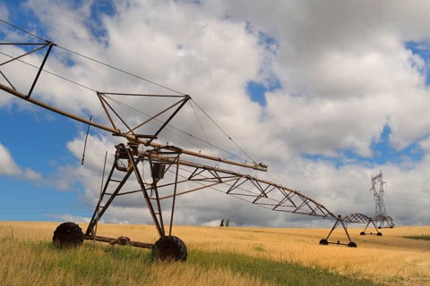 Irrigation equipment in the agricultural field