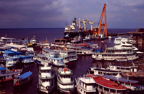 Brazil: Fishing boats in the harbour of Manaus on the Amazon