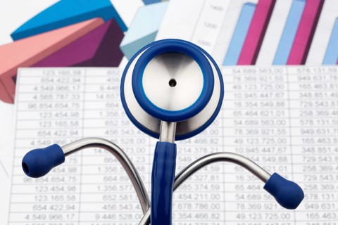 A stethoscope and a list of numbers. Costs for Health and Medicine Austria