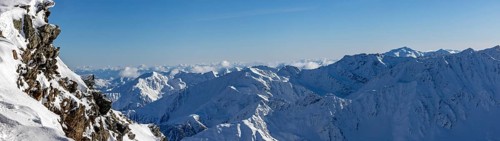 Mountain panorama in winter, view over Schnalstal Valley to Saldurspitze, Lagaunspitze,