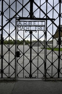 Tor tor with lettering Arbeit macht frei, former Dachau concentration camp, now a concentration